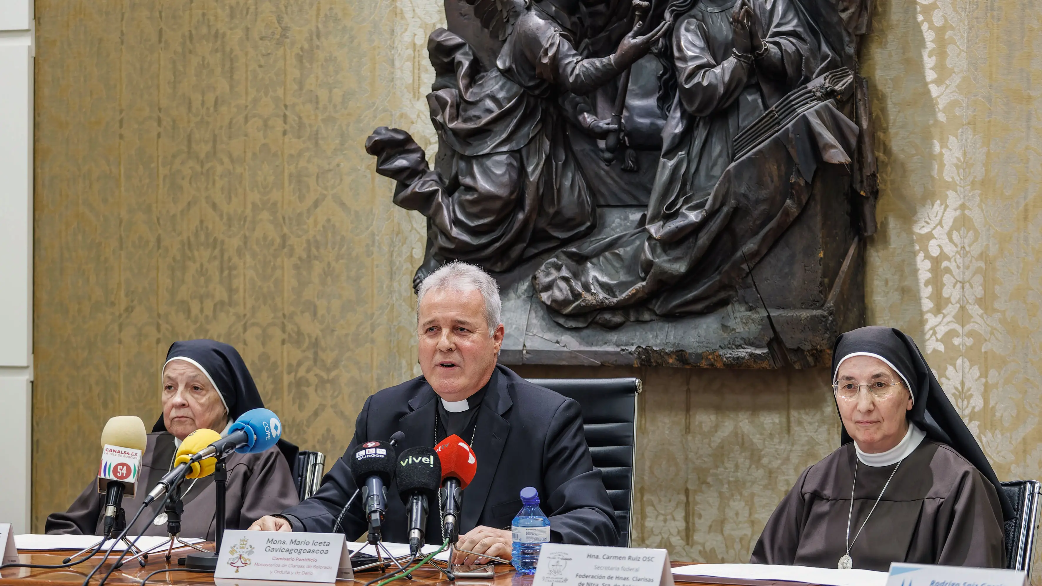 Imagen de archivo del arzobispo de Burgos, Mario Iceta en una rueda de prensa para tratar la situaci&oacute;n del Monasterio de Santa Clara de Belorado