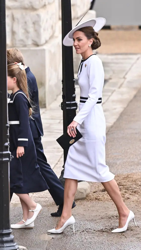 Kate Middleton llegando al Palacio de Buckingham