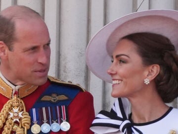 El príncipe Guillermo y Kate Middleton en el Trooping the Colour