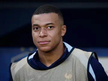 Kylian Mbappé durante el entrenamiento de Francia