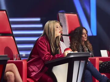 Lola Índigo agradece la lección que les ha dado esta pequeña talent a los coaches en La Voz Kids Lola Índigo agradece la lección que les ha dado esta pequeña talent a los coaches en La Voz Kids