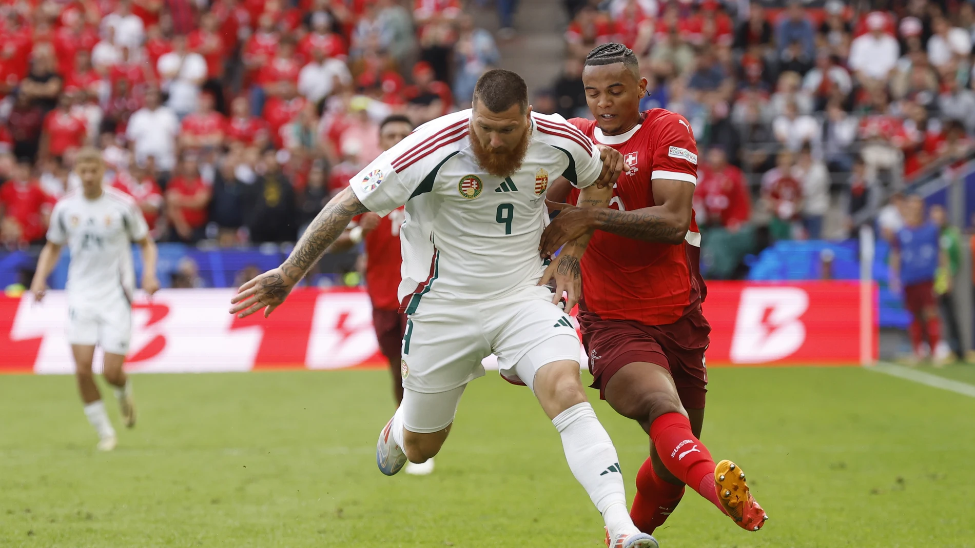 Martin Ádám, delantero de Hungría, durante el partido ante Suiza de la Eurocopa 2024 Martin Ádám, delantero de Hungría, durante el partido ante Suiza de la Eurocopa 2024