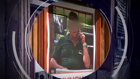 José Luis busca a su camarero, huido tras presuntamente robar 15.000 euros de la caja de la cafetería José Luis busca a su camarero, huido tras presuntamente robar 15.000 euros de la caja de la cafetería