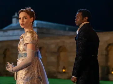 Francesa Bridgerton y Lord John Stirling en Los Bridgerton 3 Francesa Bridgerton y Lord John Stirling en Los Bridgerton 3