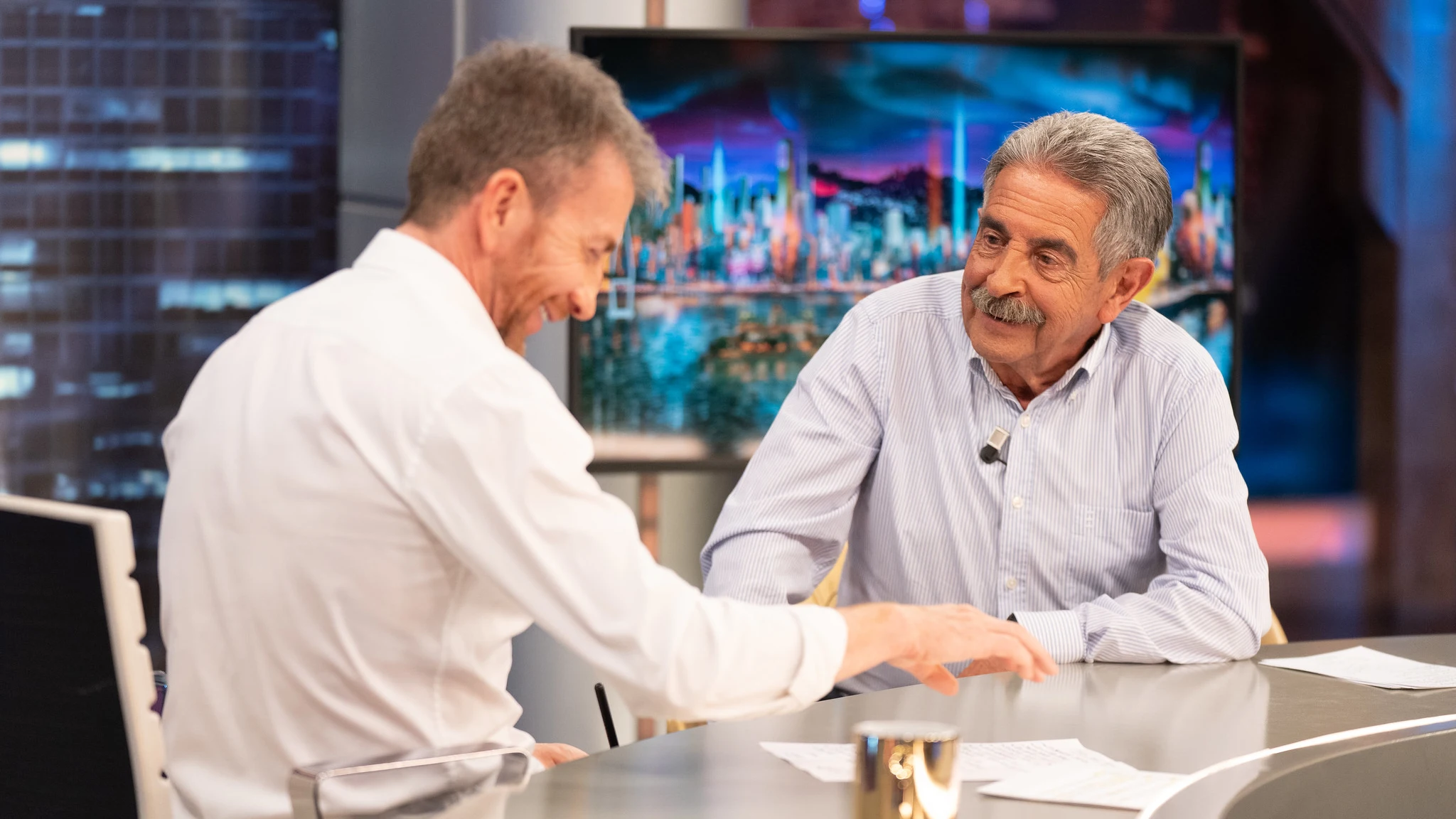 ¿Qué pasaría si hubiese elecciones generales? Miguel Ángel Revilla se moja en El Hormiguero ¿Qué pasaría si hubiese elecciones generales? Miguel Ángel Revilla se moja en El Hormiguero