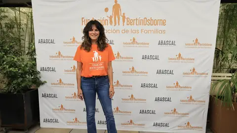 Fabiola Martínez, acto con la Fundación Bertín Osborne Fabiola Martínez, acto con la Fundación Bertín Osborne