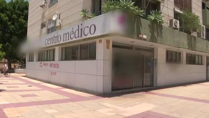 Una clínica de cirugía estética de Murcia cierra y deja a los pacientes sin tratamiento Una clínica de cirugía estética de Murcia cierra y deja a los pacientes sin tratamiento