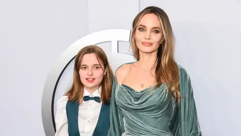 Angelina Jolie y su hija Vivienne Angelina Jolie y su hija Vivienne