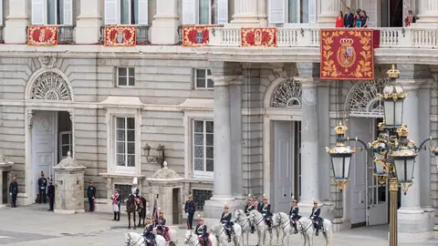 Los Reyes en el Palacio Real