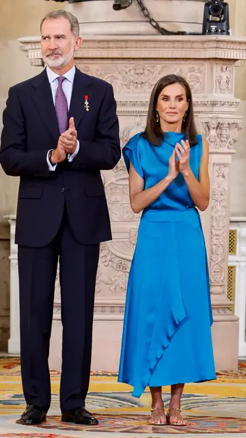 El look de la reina Letizia El look de la reina Letizia