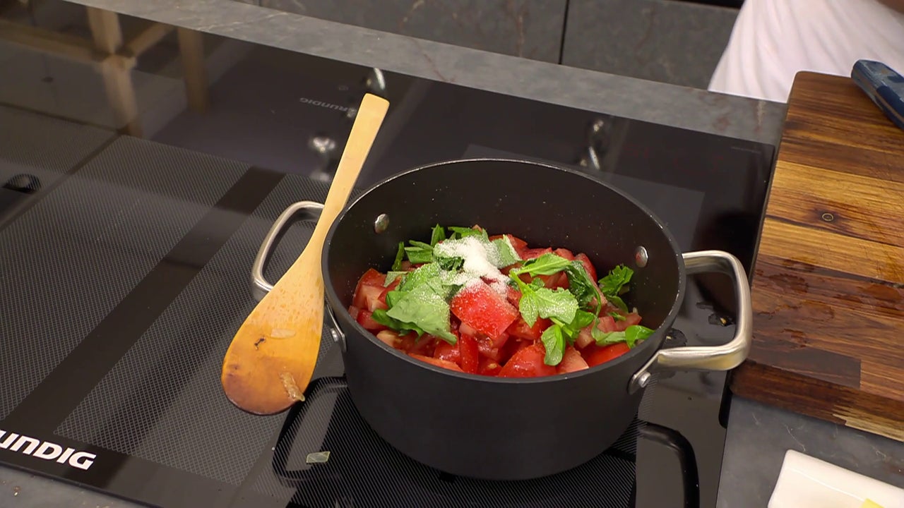Karlos Arguiñano: Learn how to cook a tomato sauce to succeed! - Ruetir