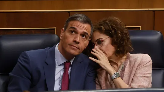 Pedro Sánchez y María Jesús Montero Pedro Sánchez y María Jesús Montero