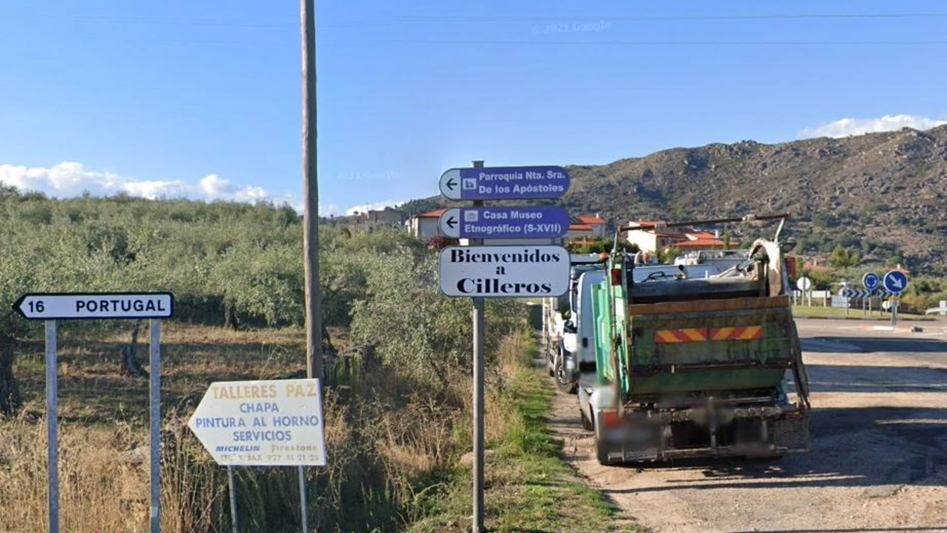 Entrada a la localidad de Cilleros (Cáceres)