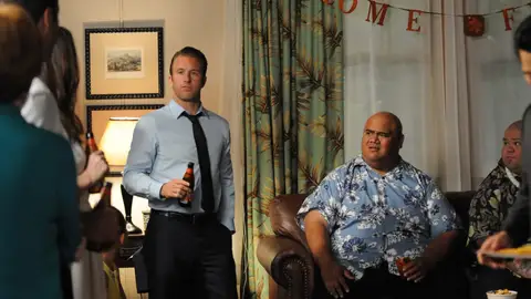 Taylor Wily y Scott Caan en Hawai 5.0 Taylor Wily y Scott Caan en Hawai 5.0