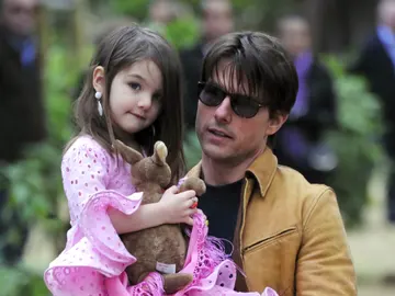 Tom Cruise con su hija Suri Tom Cruise con su hija Suri
