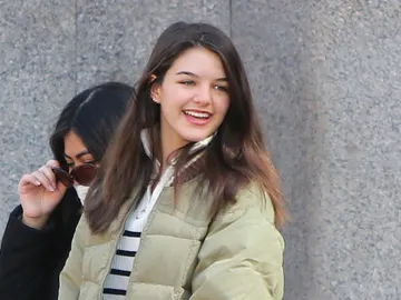 Suri, la hija de Tom Cruise y Katie Holmes Suri, la hija de Tom Cruise y Katie Holmes