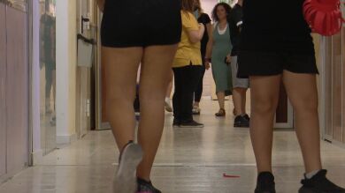 Agreden sexualmente a una menor con discapacidad en el colegio: 