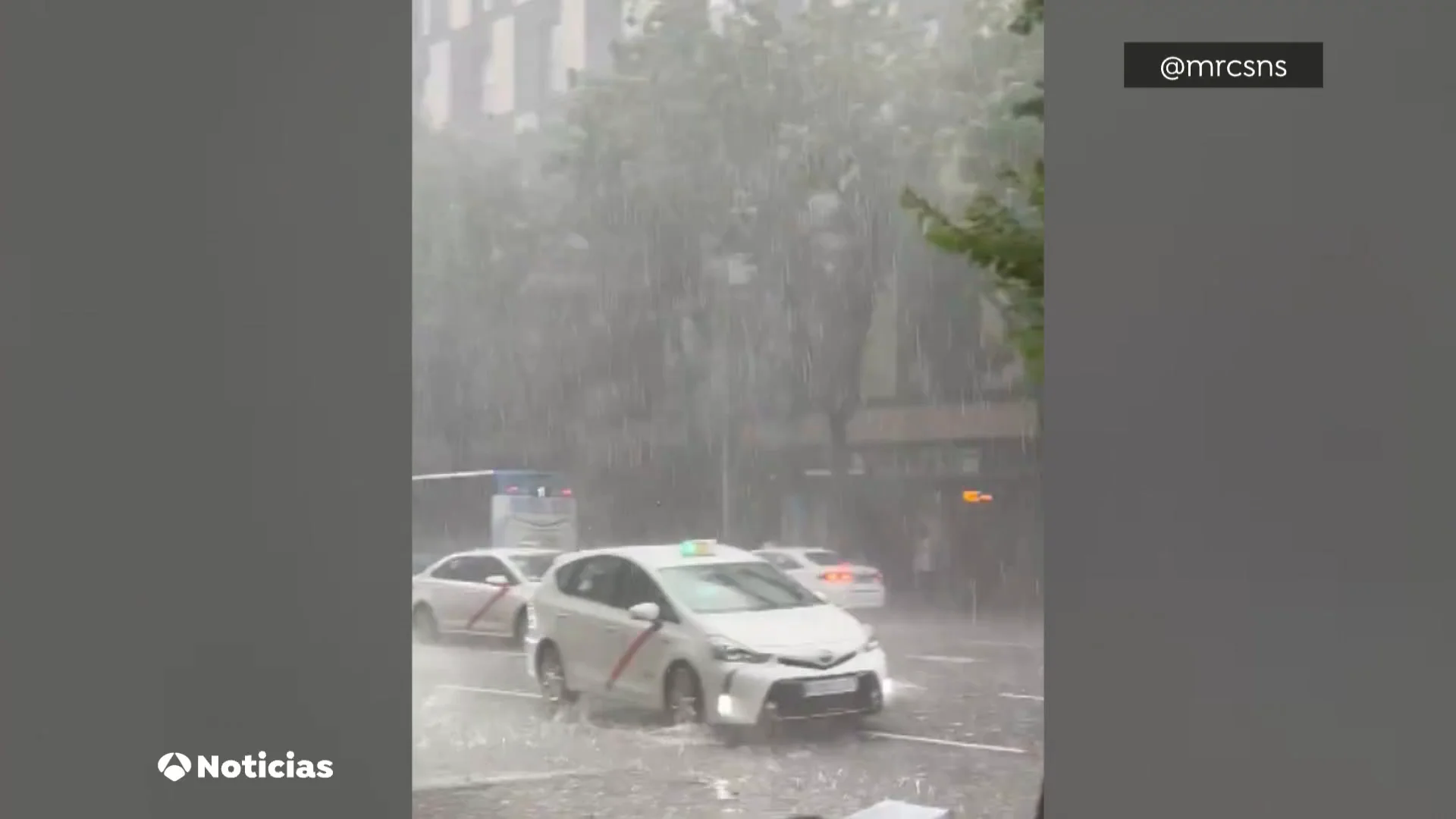 Imagen de la fuerte granizada en Madrid