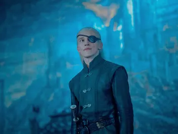 Ewan Mitchell, Aemond Targaryen en La Casa del Dragón Ewan Mitchell, Aemond Targaryen en La Casa del Dragón