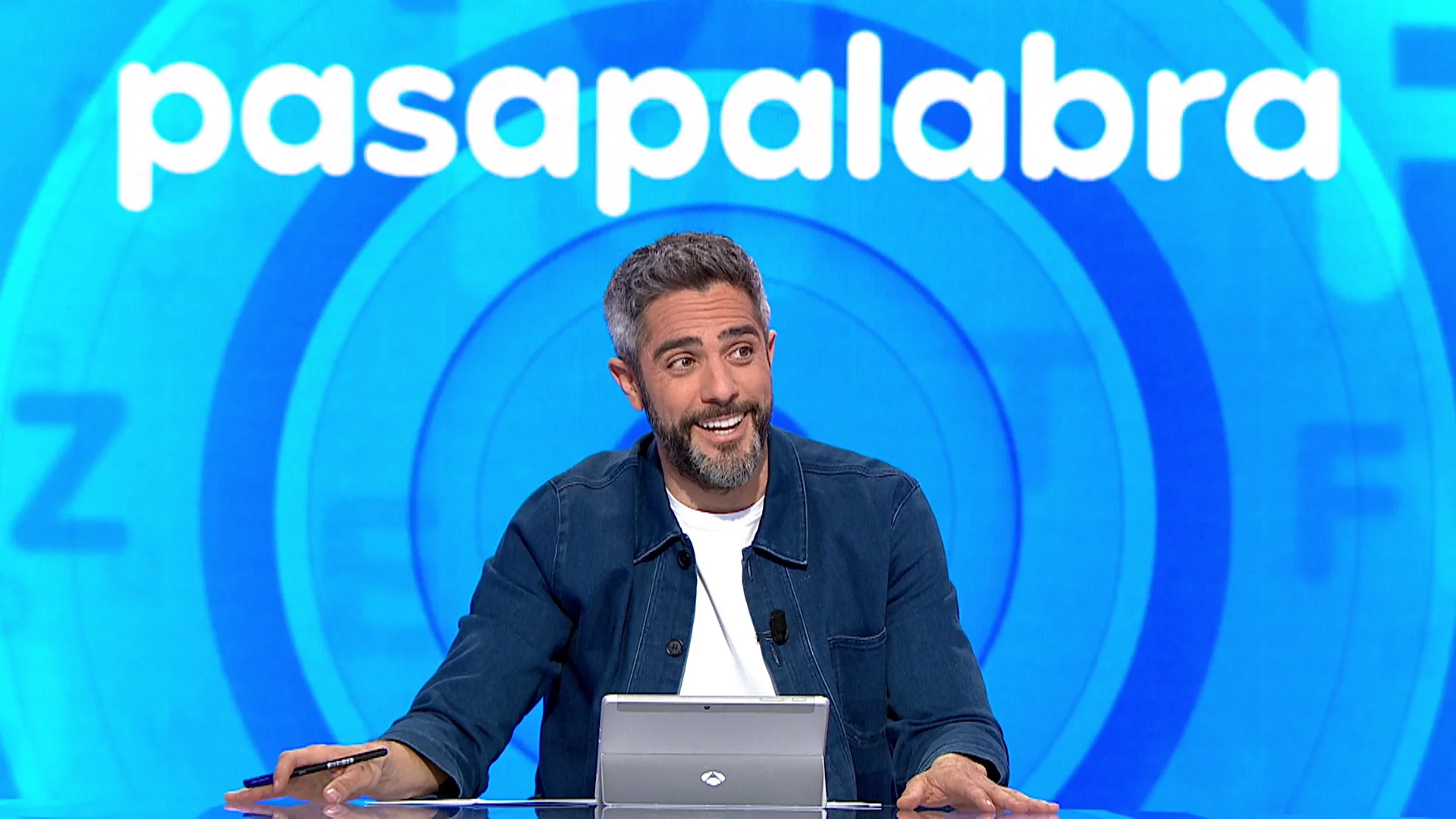 &ldquo;Creo que viene y se lo contar&eacute;&rdquo;: Roberto Leal amenaza con desvelar lo ocurrido en La Pista a una de las pr&oacute;ximas invitadas 