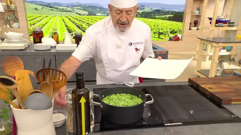 Sazónalas, tapa y cuécelas Sazónalas, tapa y cuécelas