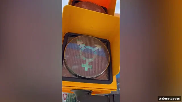 Los semáforos LGTBI de Esplugues Los semáforos LGTBI de Esplugues