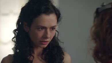 ¡María está viva! Assunta se queda sin palabras al ver que la hija de Carmela ha sobrevivido a la Cólera 