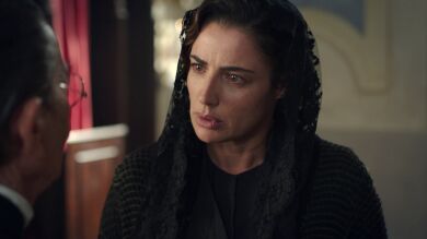 Carmela recibe una importante propuesta: 