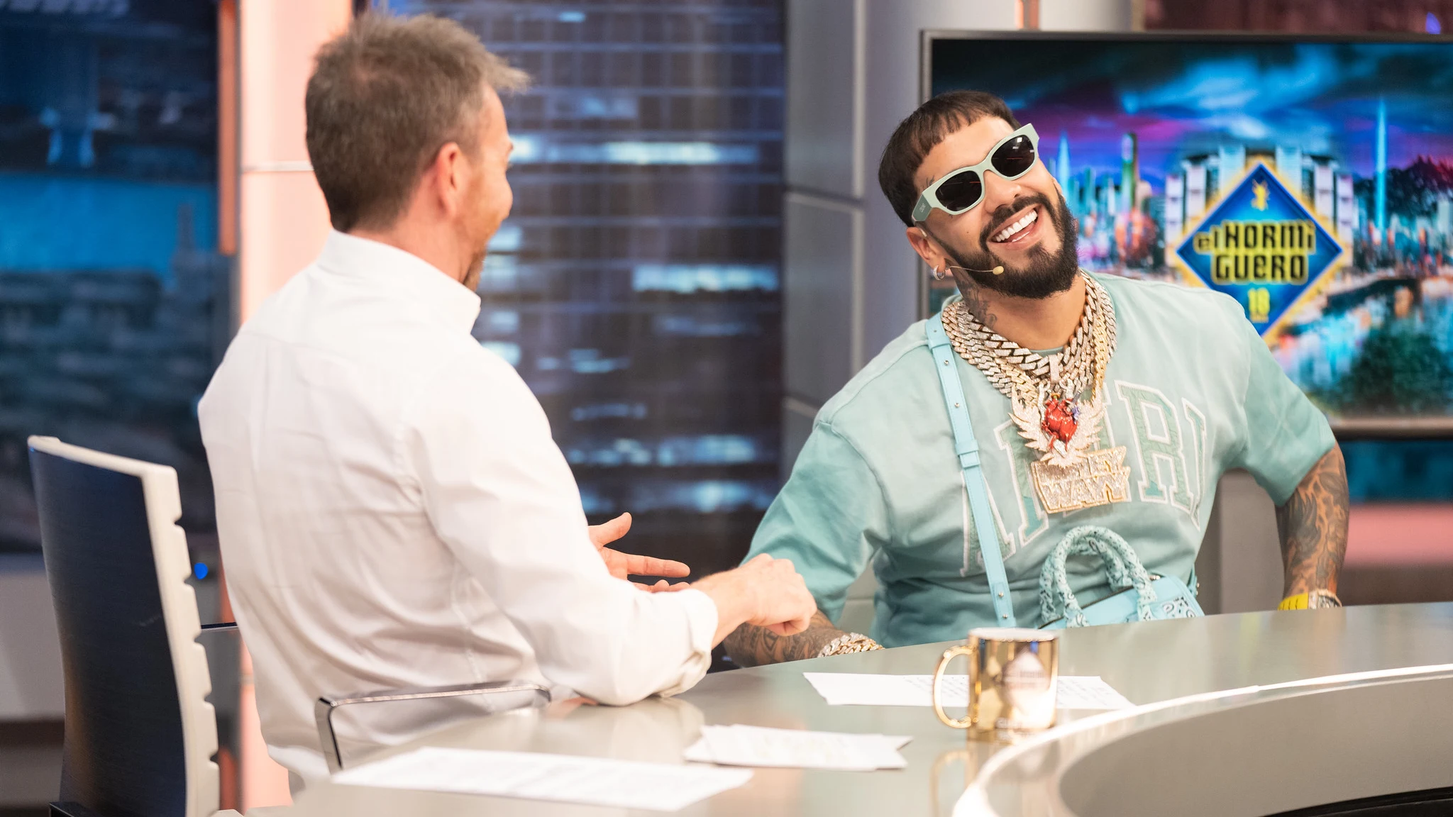 "Es una pu&ntilde;alada en el bicho": Anuel AA nos habla de su piercing m&aacute;s &iacute;ntimo