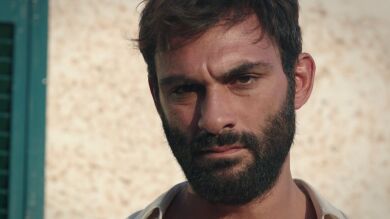 Vicenzo, decidido a encontrar a Carmela: secuestra al novio de María para seguirle la pista a los Carrizzo 