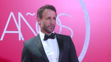 Álvaro Muñoz Escassi revela ser víctima de chantaje por parte de la mujer que envió el mail a María José Suárez