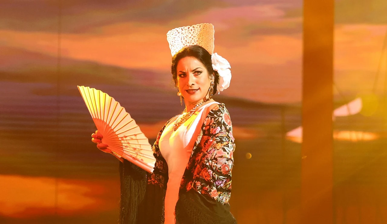 ¡Faraona! Julia Medina derrocha arte como Lola Flores cantando ‘La Zarzamora’ 
