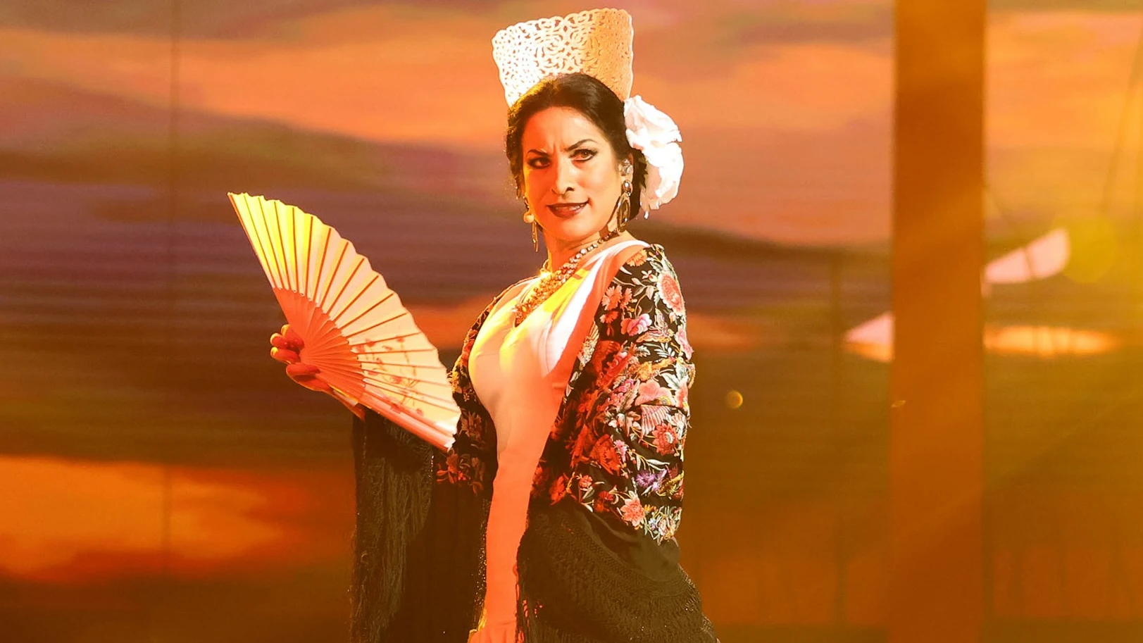¡Faraona! Julia Medina derrocha arte como Lola Flores cantando ‘La Zarzamora’ 
