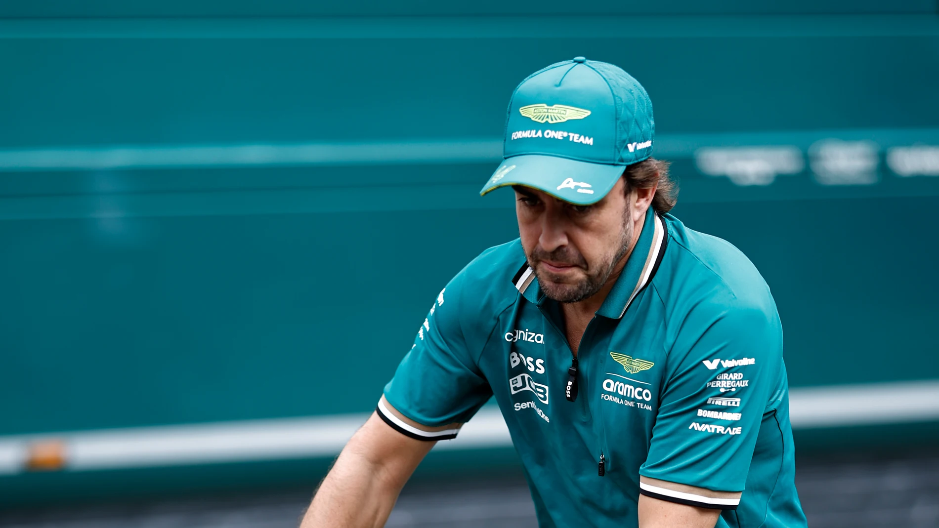 Fernando Alonso en el paddock del GP de Austria Fernando Alonso en el paddock del GP de Austria