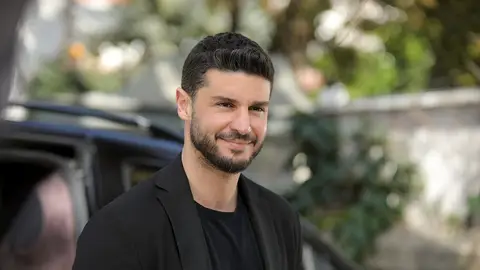 Çağatay propone a Yildiz huir juntos Çağatay propone a Yildiz huir juntos