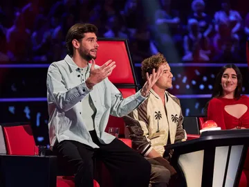 ¿Nuevo presentador? El talento oculto de Álvaro Soler que sorprende en La Voz Kids: “Eva, te va a quitar el puesto” ¿Nuevo presentador? El talento oculto de Álvaro Soler que sorprende en La Voz Kids: “Eva, te va a quitar el puesto”