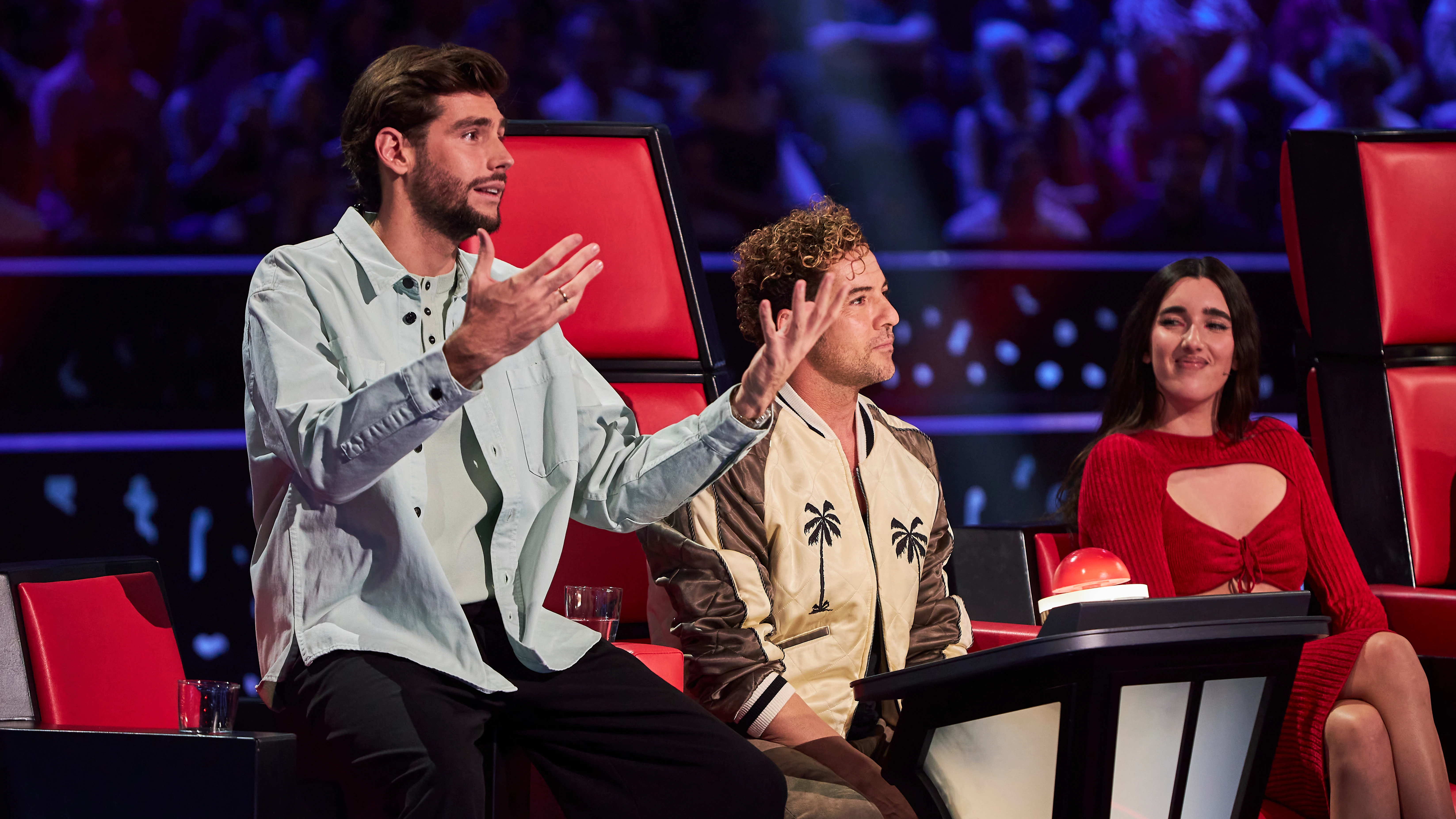 ¿Nuevo presentador? El talento oculto de Álvaro Soler que sorprende en La Voz Kids: “Eva, te va a quitar el puesto” ¿Nuevo presentador? El talento oculto de Álvaro Soler que sorprende en La Voz Kids: “Eva, te va a quitar el puesto”