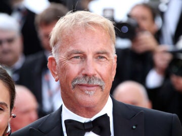Kevin Costner en Cannes presentando Horizon: An American Saga