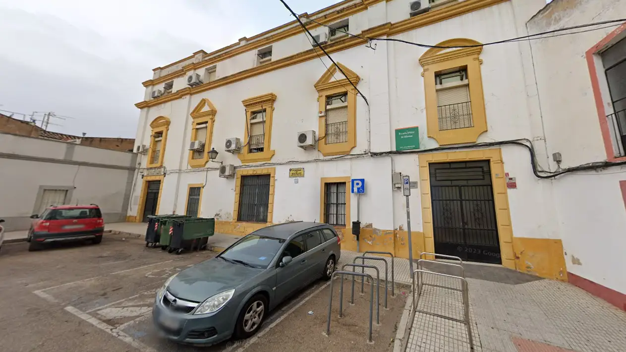 Imagen de la Escuela Oficial de Idiomas de Badajoz Imagen de la Escuela Oficial de Idiomas de Badajoz