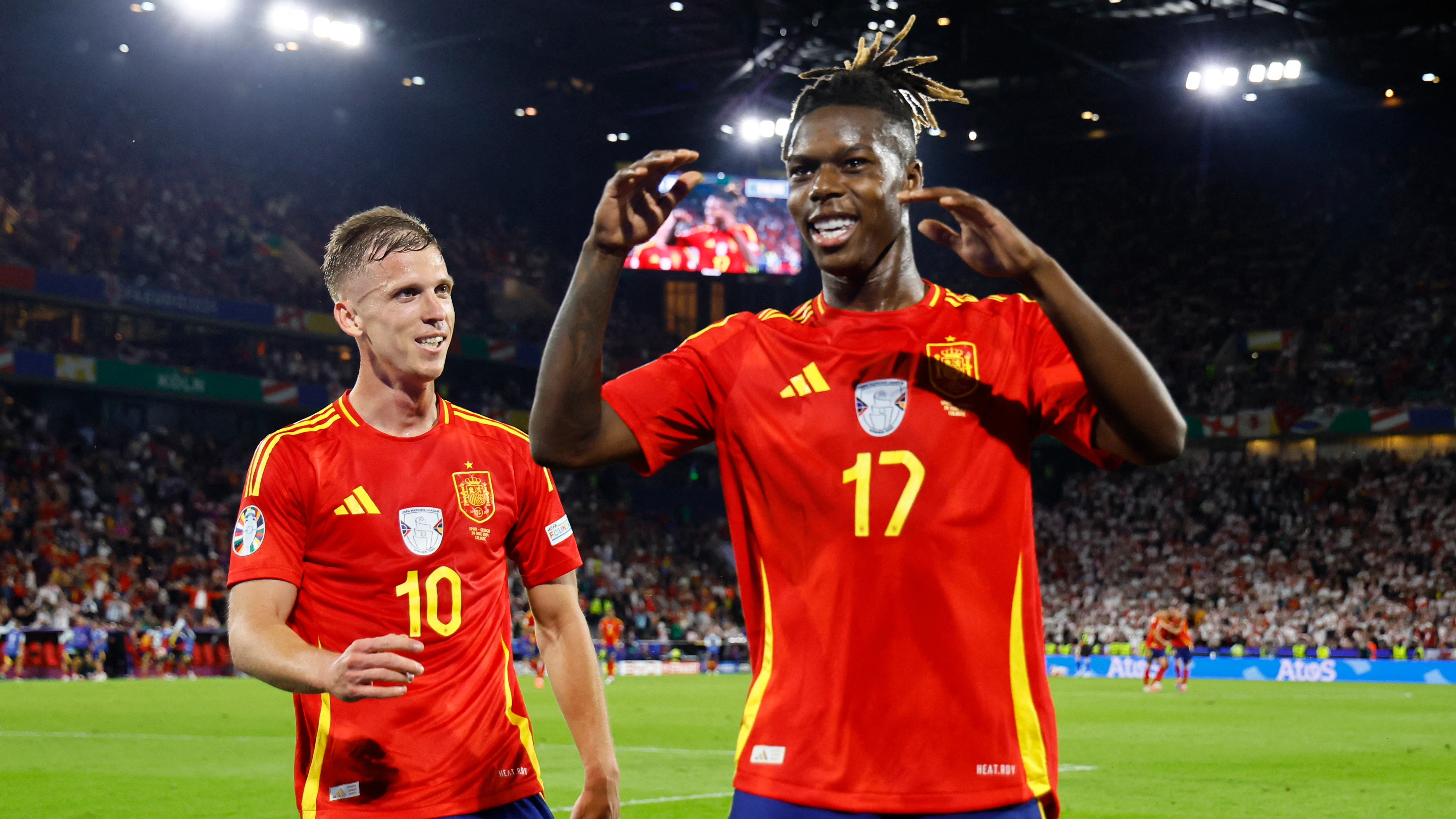 Nico Williams celebra su gol ante Georgia junto a Dani Olmo Nico Williams celebra su gol ante Georgia junto a Dani Olmo