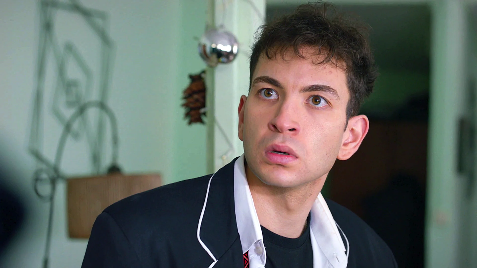 Tolga se enfada con Oğulcan tras sus injustas acusaciones: "¿Crees que soy un ladrón?" Tolga se enfada con Oğulcan tras sus injustas acusaciones: "¿Crees que soy un ladrón?"
