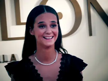 Victoria Federica y el piloto Albert Arenas, vistos en una actitud muy cariñosa: ¿Qué tipo de relación mantienen? Victoria Federica y el piloto Albert Arenas, vistos en una actitud muy cariñosa: ¿Qué tipo de relación mantienen?