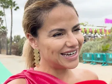 Mónica Hoyos en la fiesta de El Turronero Mónica Hoyos en la fiesta de El Turronero