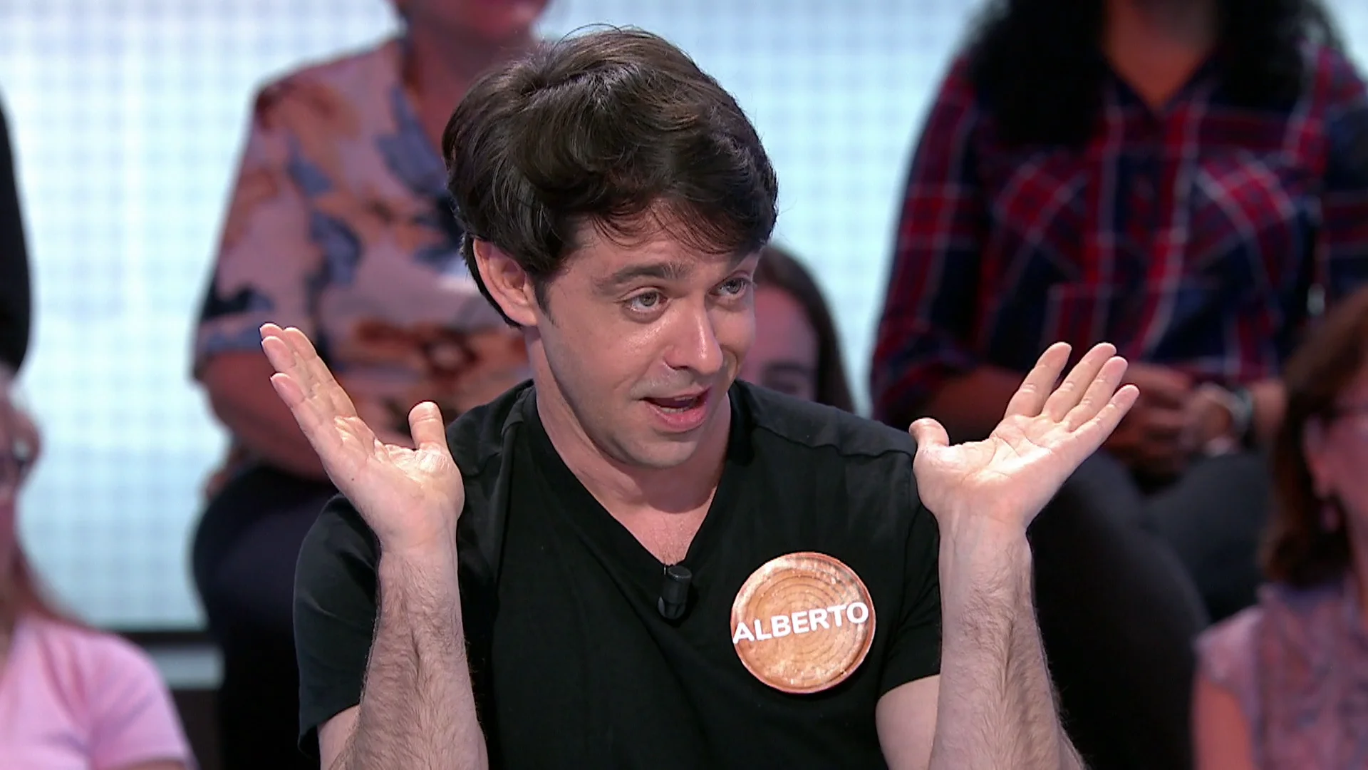 Las sentidas disculpas de Alberto Amarilla a Natalia Rodr&iacute;guez por sus chistes de rubias 