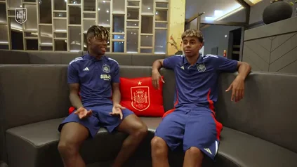 El v&iacute;deo m&aacute;s divertido de la Eurocopa 2024: Nico Williams y Lamine Yamal desvelan sus secretos, bromas, juegos...