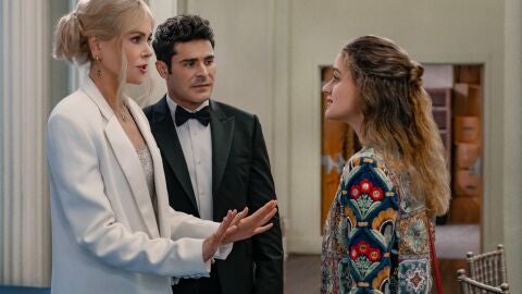 Zac Efron, Nicole Kidman y Joey King en: Un asunto de Familia