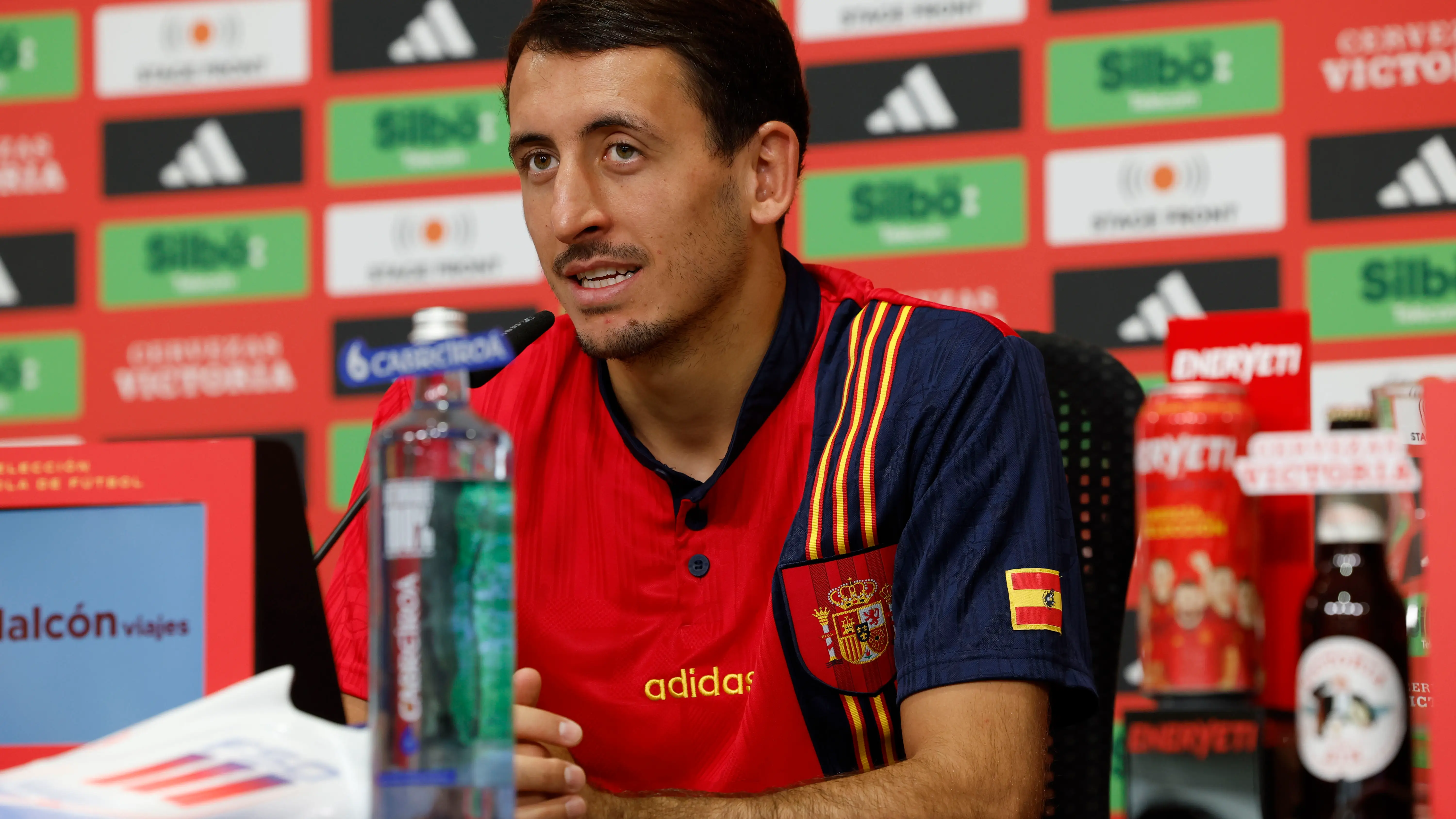 Mikel Oyarzabal habla ante los medios en Donaueschingen Mikel Oyarzabal habla ante los medios en Donaueschingen