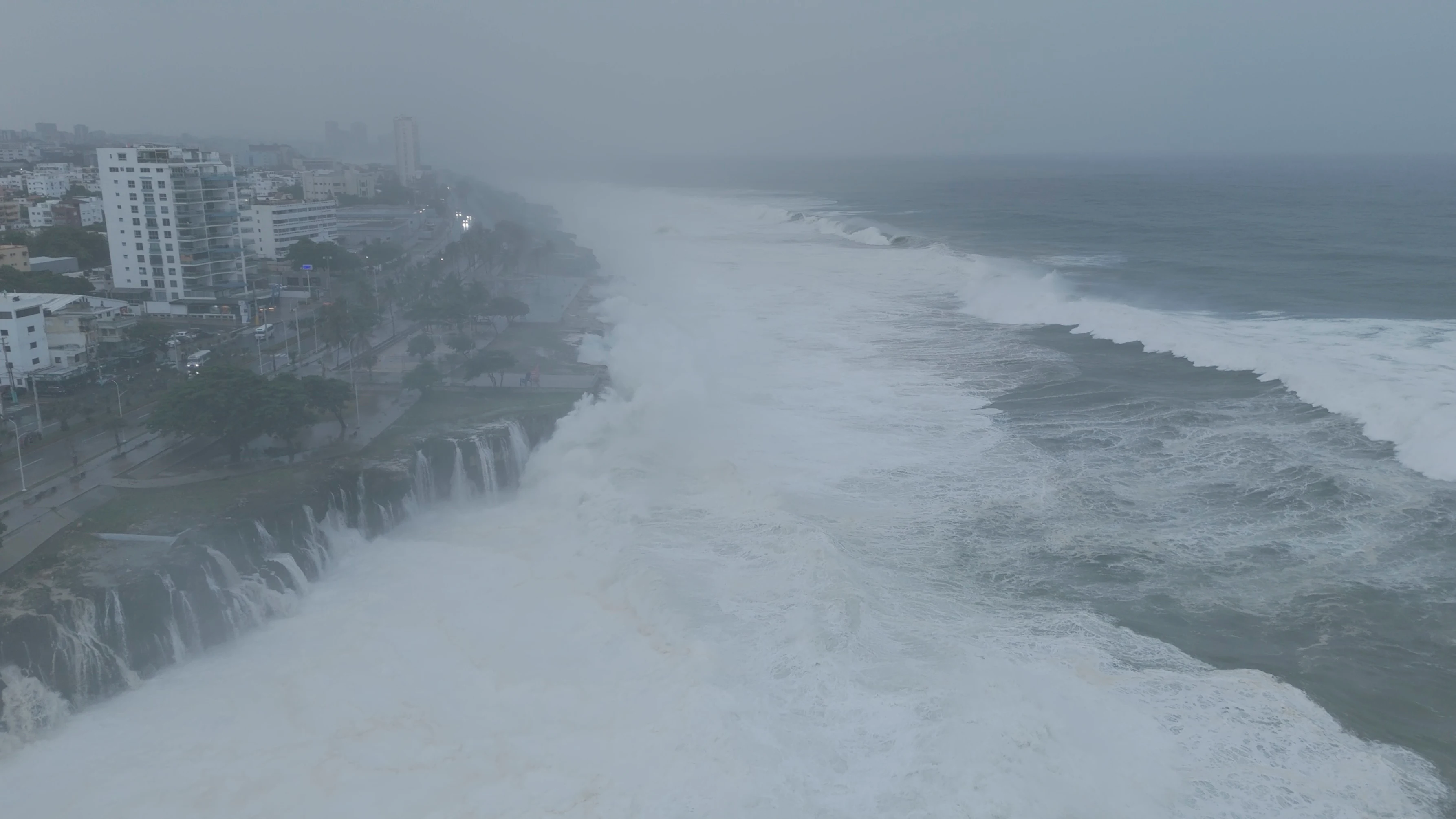 El huracán Beryl pasa por República Dominicana El huracán Beryl pasa por República Dominicana