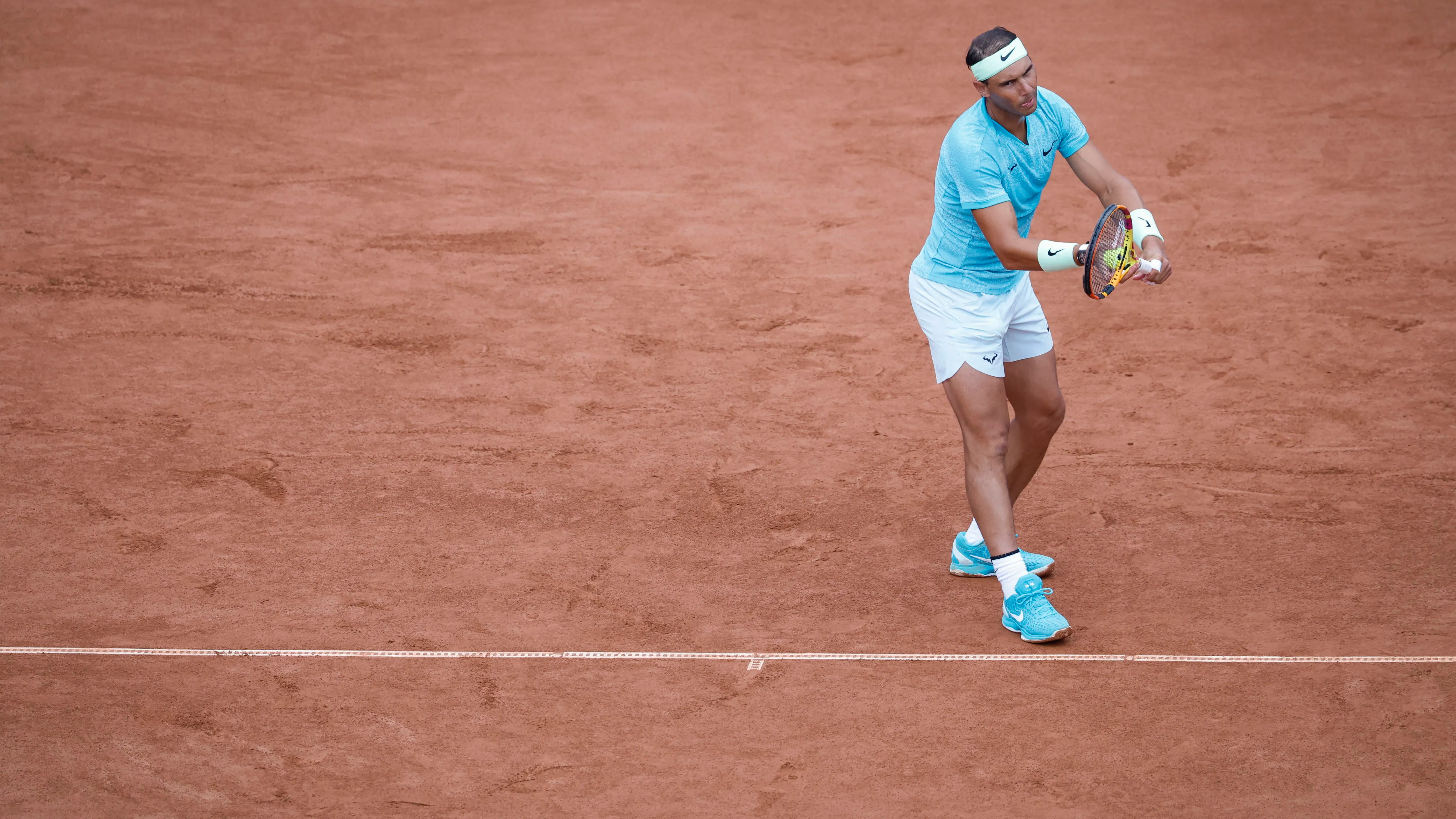 Rafa Nadal a punto de sacar ante Cameron Norrie en los octavos de final en Bastad Rafa Nadal a punto de sacar ante Cameron Norrie en los octavos de final en Bastad