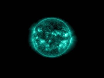 Llamaradas tipo M observadas por el instrumento SUVI del Sol 